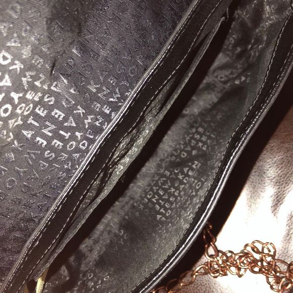 KATE SPADE Tumbled Black Leather Crossbody Shoulderbag with Rose Gold Chain - Picture 7 of 15